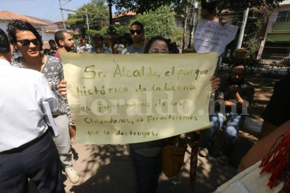 Tegucigalpa: Capitalinos protestan por supuesto plan para talar árboles en parque La Leona