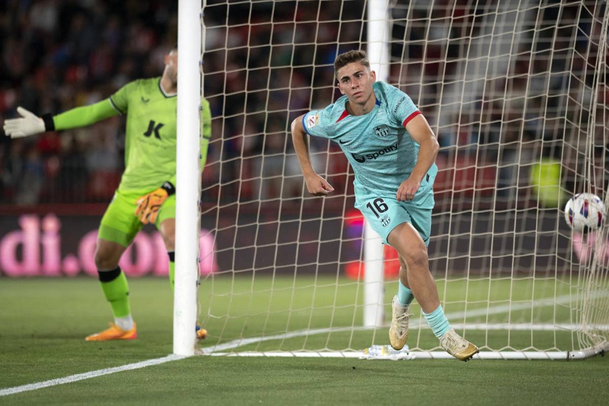 Fermín tuvo uno de sus mejores partidos, anotó doblete y llegó a los 10 goles en su primera temporada en el primer equipo del FC Barcelona.