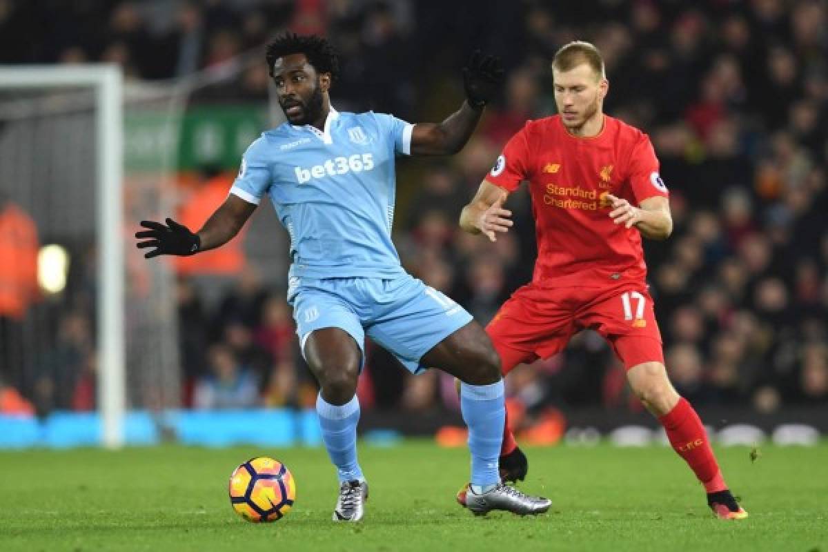 Liverpool golea 4-1 al Stoke City y recupera segundo puesto de la Premier