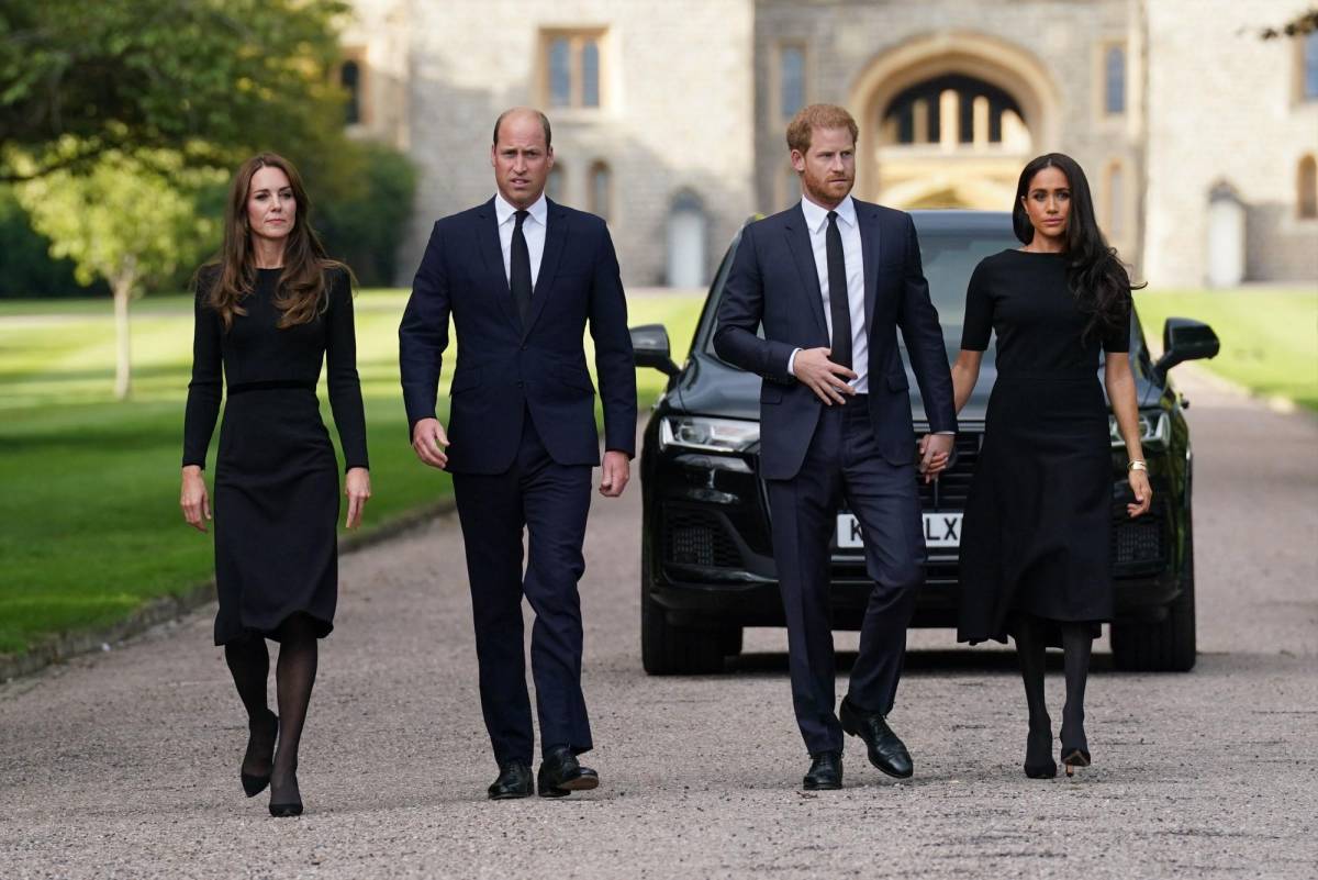 Los príncipes de Gales -William y Kate- aparecieron junto a los duques de Sussex.