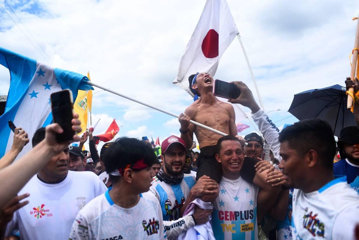 Shin Fujiyama completa reto 3,000 km: Así fue la llegada del japonés a El Progreso