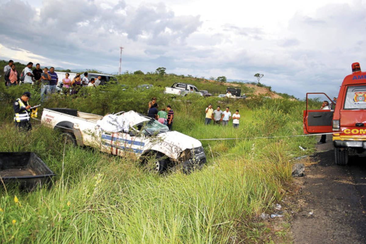 Empleado de Hondutel muere en accidente vial