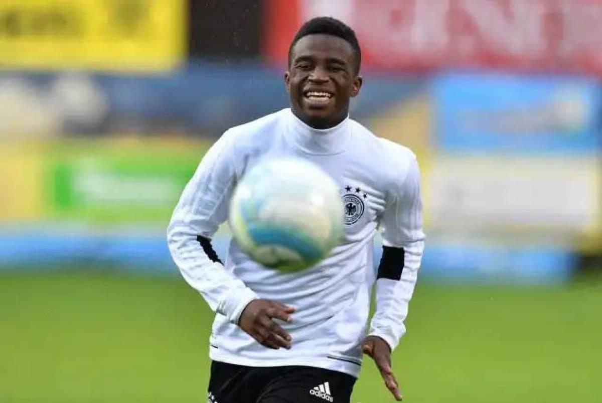 Youssoufa Moukoko: revelan bajo juramento la verdadera edad del jugador del Borussia Dortmund