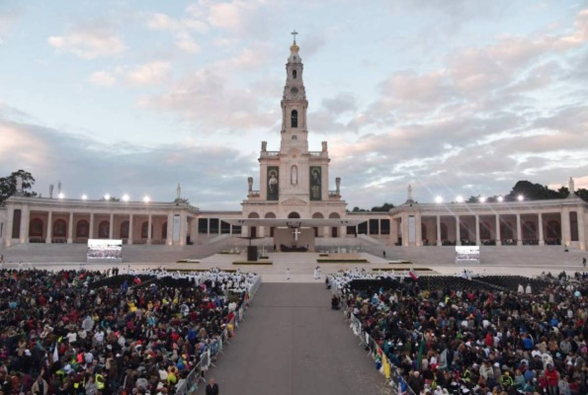 El Papa Francisco canoniza a dos pastorcitos de Fátima  