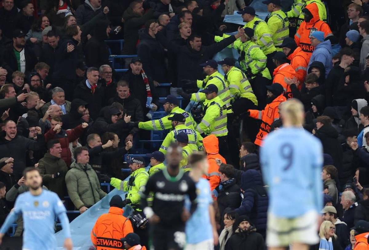 Pleito entre hinchas de Feyenoord y Manchester City: ¿Qué le pasó a Pep Guardiola en el rostro?