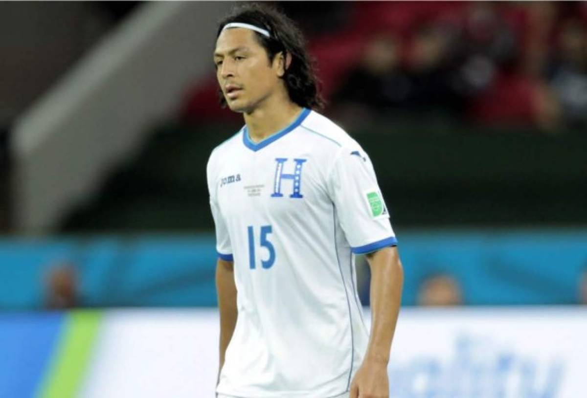 Roger Espinoza se une a la Bicolor y le apunta a Panamá en el inicio del Hexagonal