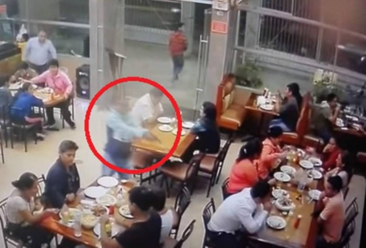 Un cliente es acribillado en un restaurante repleto de gente en Perú