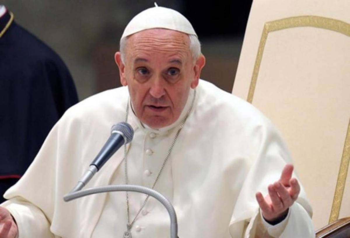 El papa condena rechazo a los migrantes y pide diálogo en Venezuela  