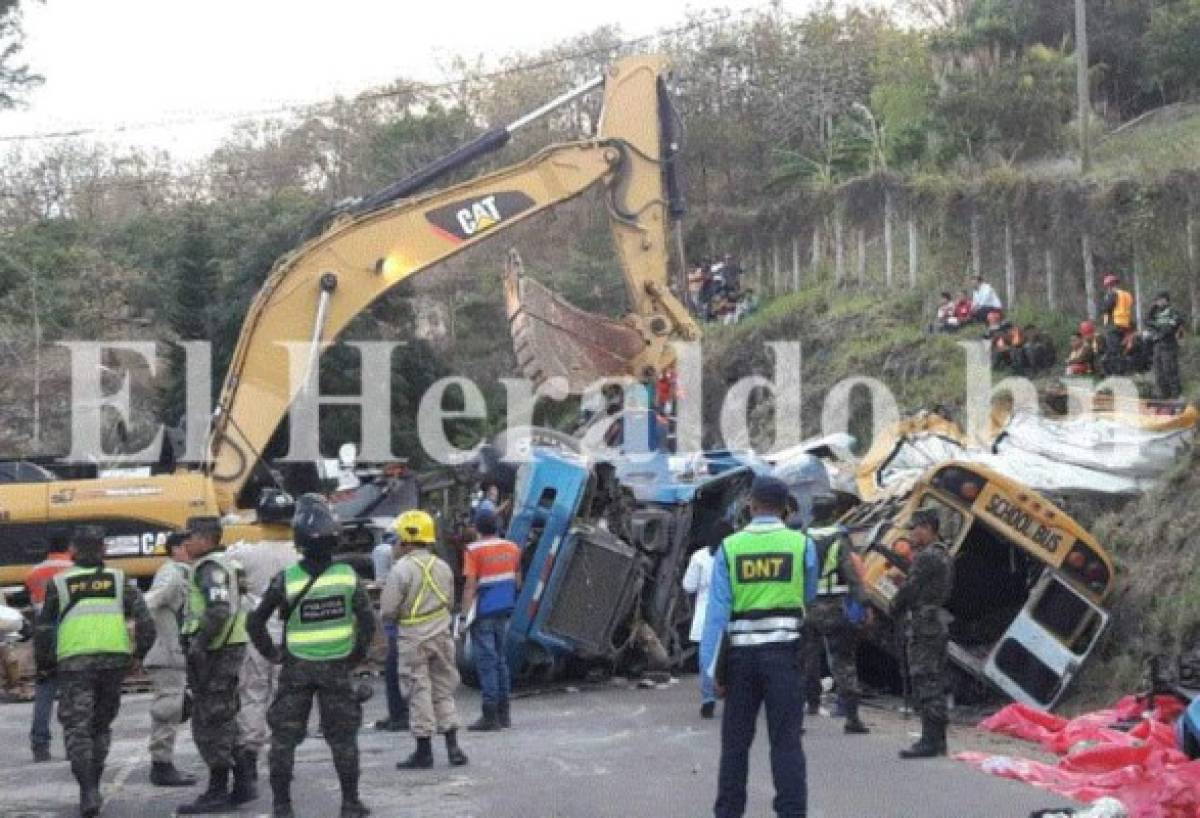 Iniciarán a retirar vehículos de la zona del accidente salida al sur de la capital de Honduras