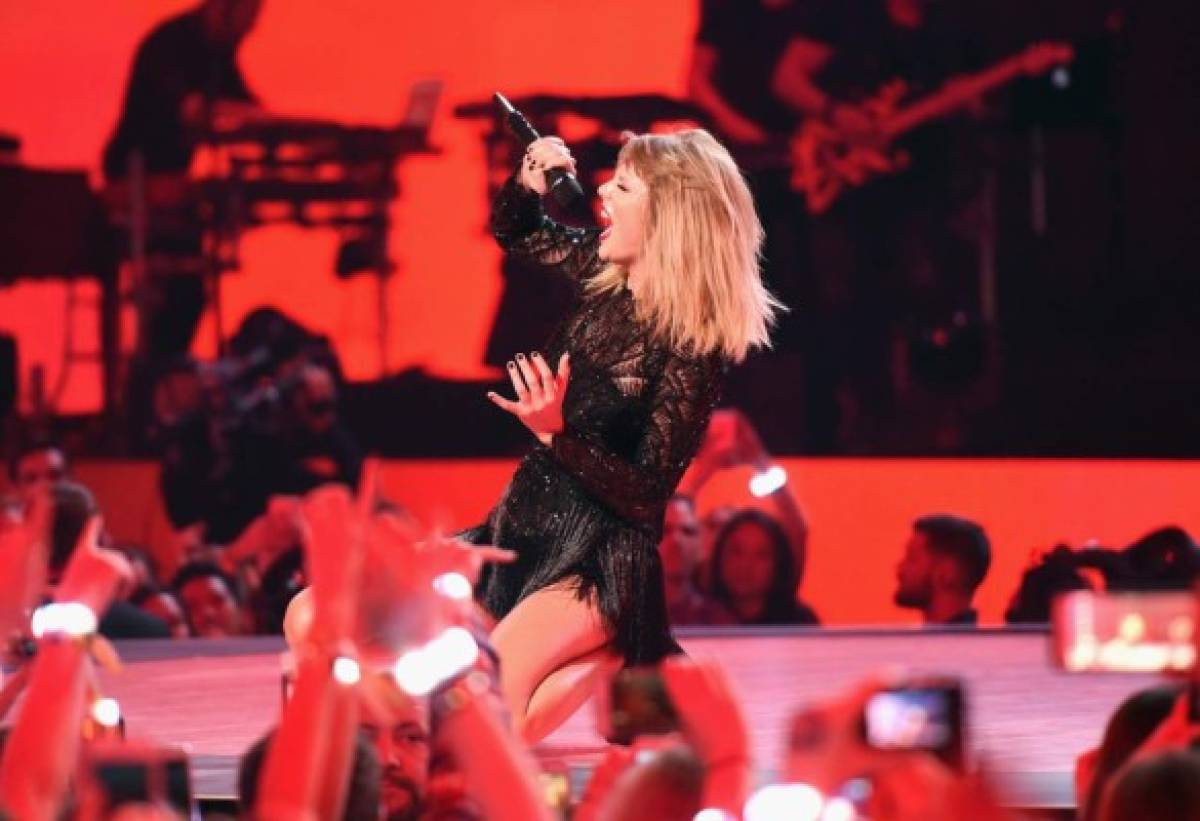 Show de Swift antes del Super Bowl sería su único en 2017