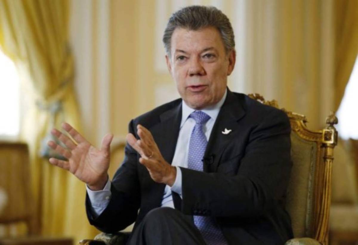 Presidente Juan Manuel Santos celebra 'duro golpe' contra guerrilla en Colombia