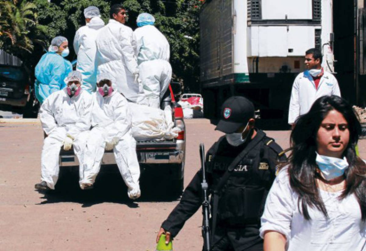 Forenses Aceleran el proceso de autopsias en la morgue