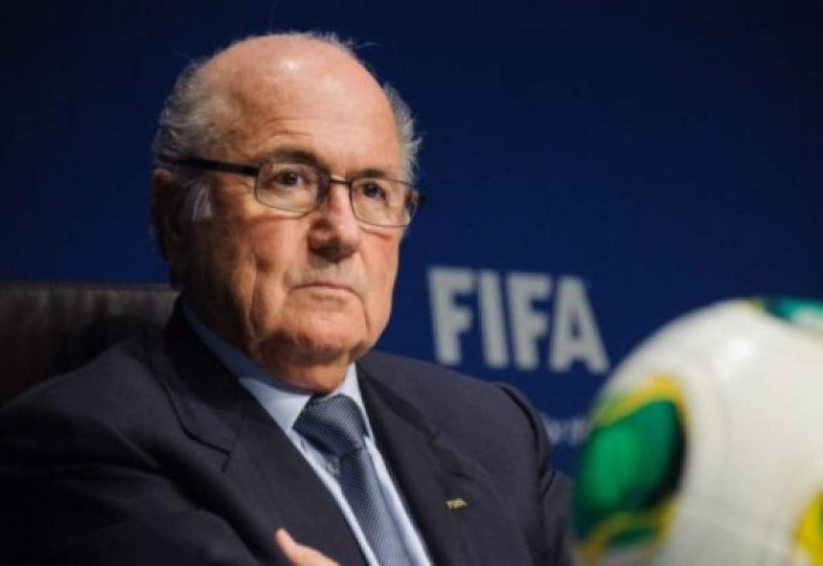 La FIFA escuchará a Blatter el 17 de diciembre, y el 18 a Platini