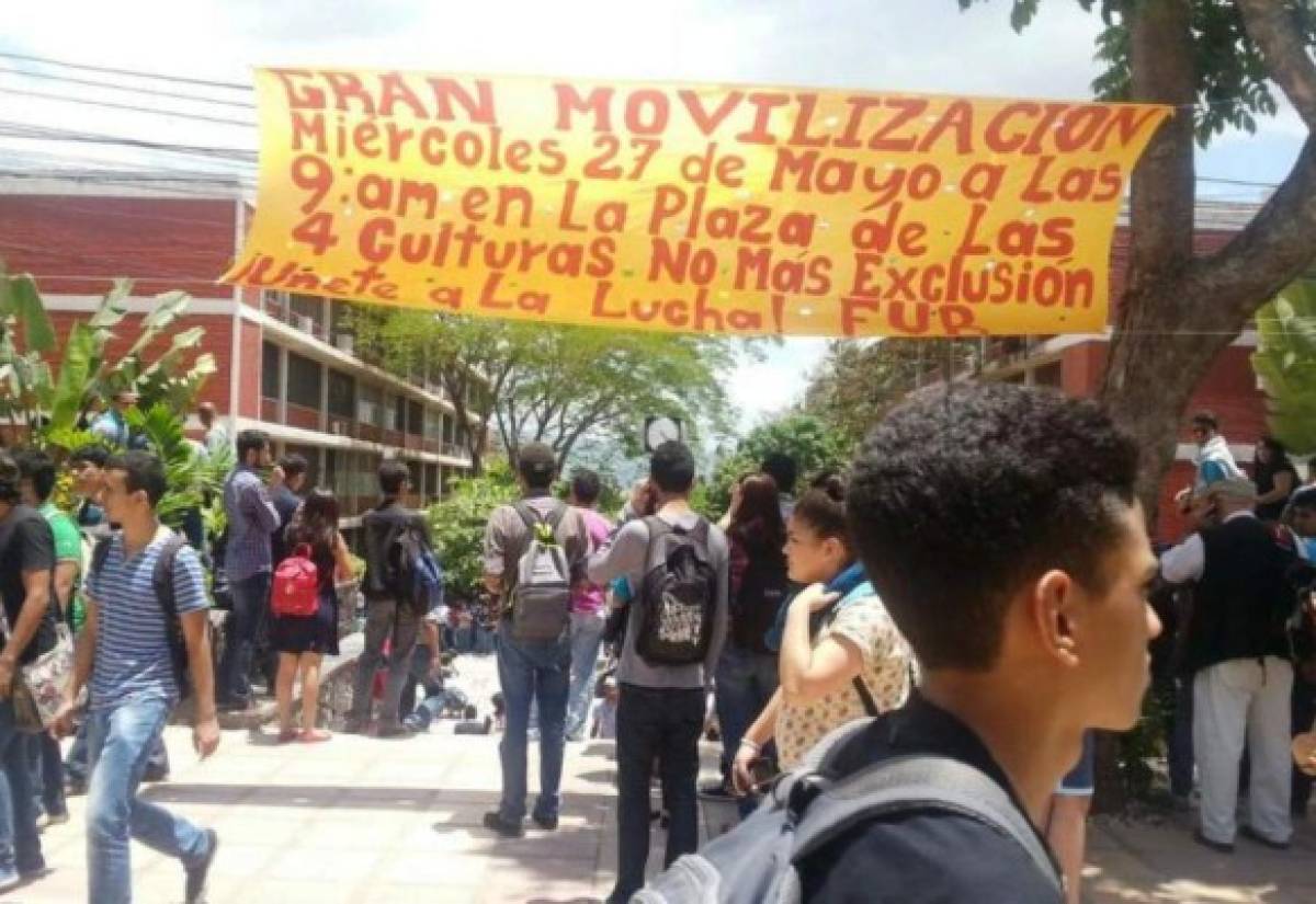 Estudiantes de la UNAH protestan por nuevas normas académicas