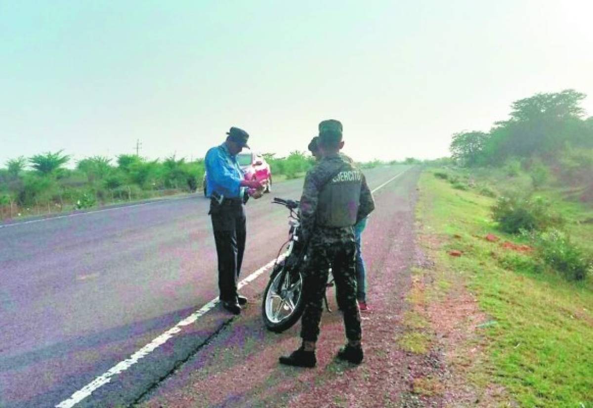 Militares vigilan por tierra y mar las costas de Alianza, al sur de Honduras