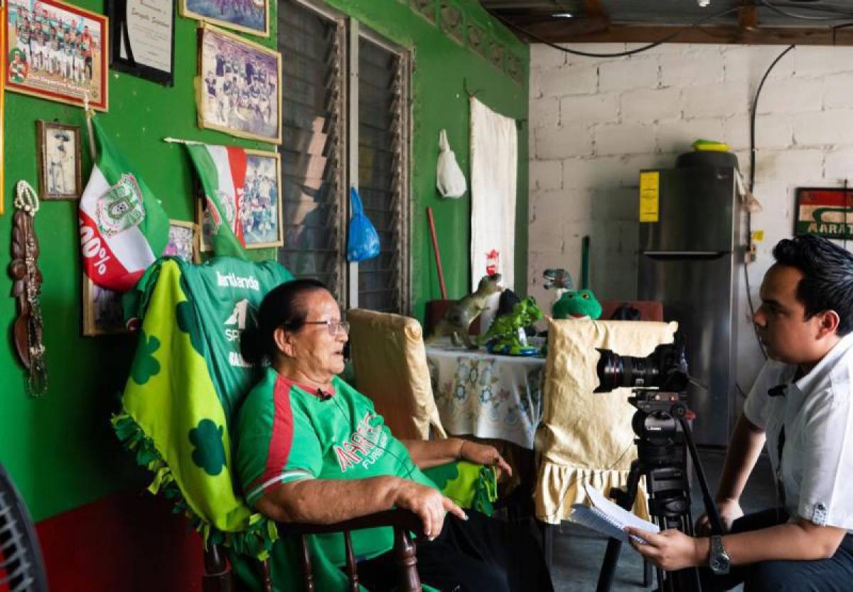 Doña Queta se quebrantó al hablar sobre su sentimiento por Marathón.