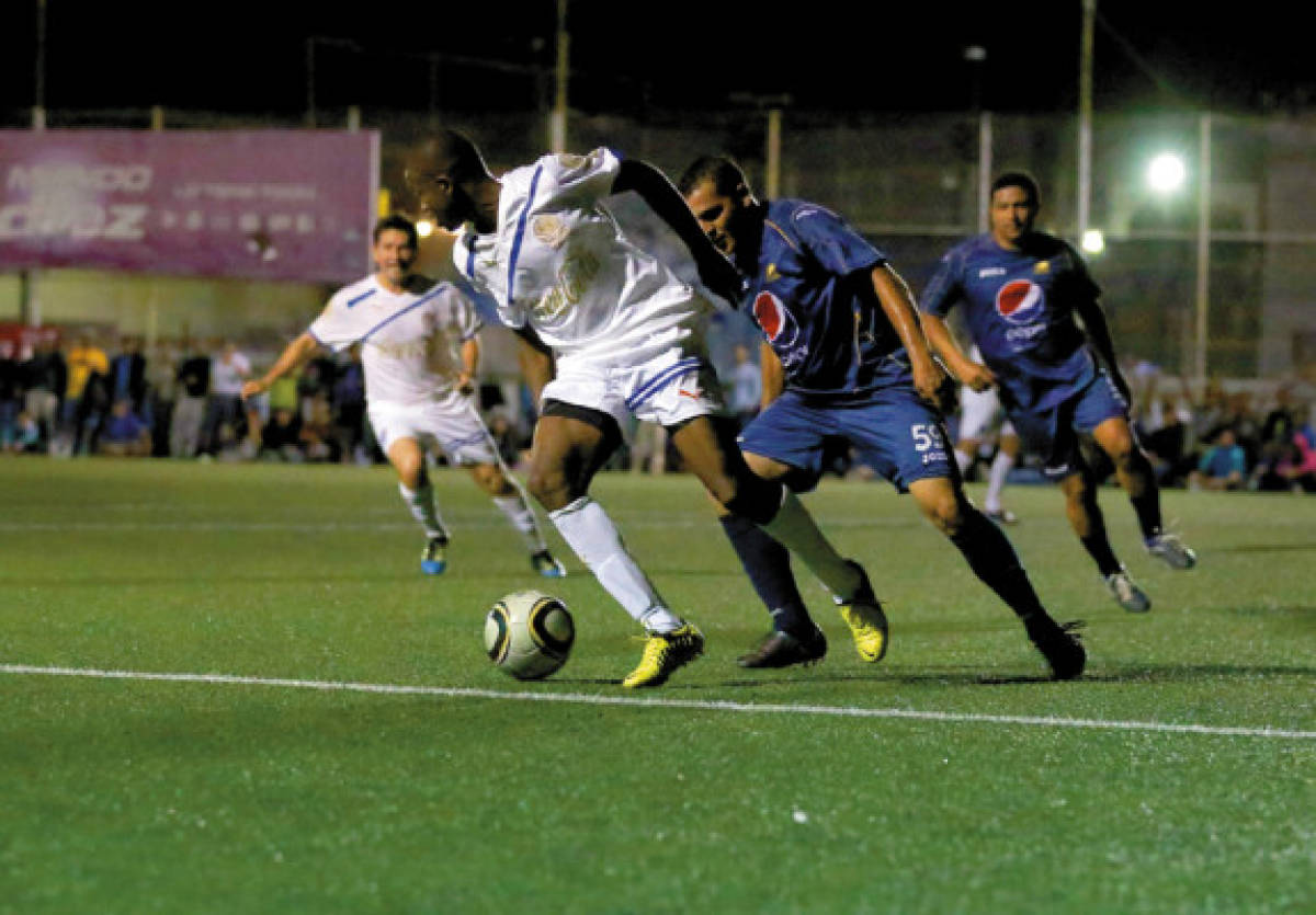 Motagua y Olimpia empatan en Copa Amistad