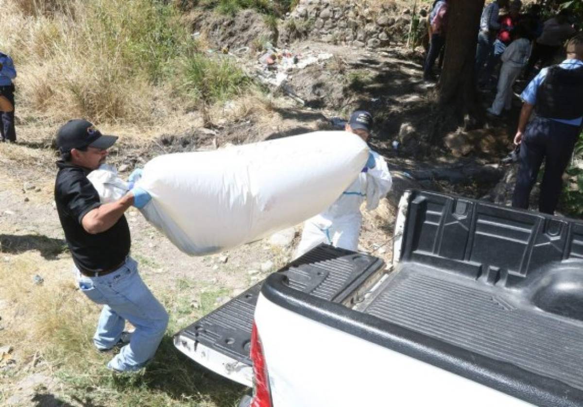 Sepultan 37 cuerpos que nunca fueron reclamados en la morgue