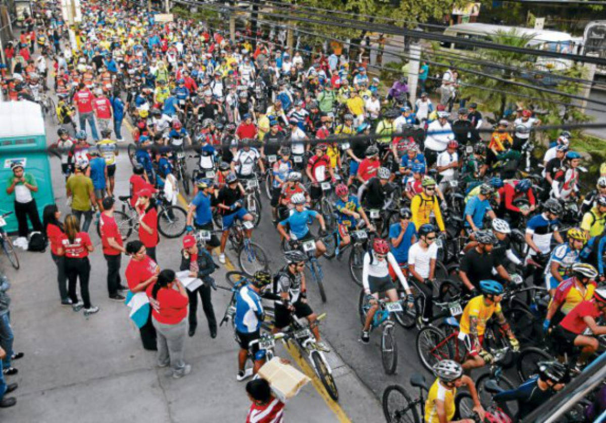 II Vuelta Ciclística: Espectacular celebración de clase mundial