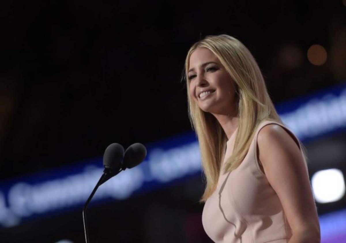 Ivanka Trump renunciaría a empresa de su padre y a su marca de ropa