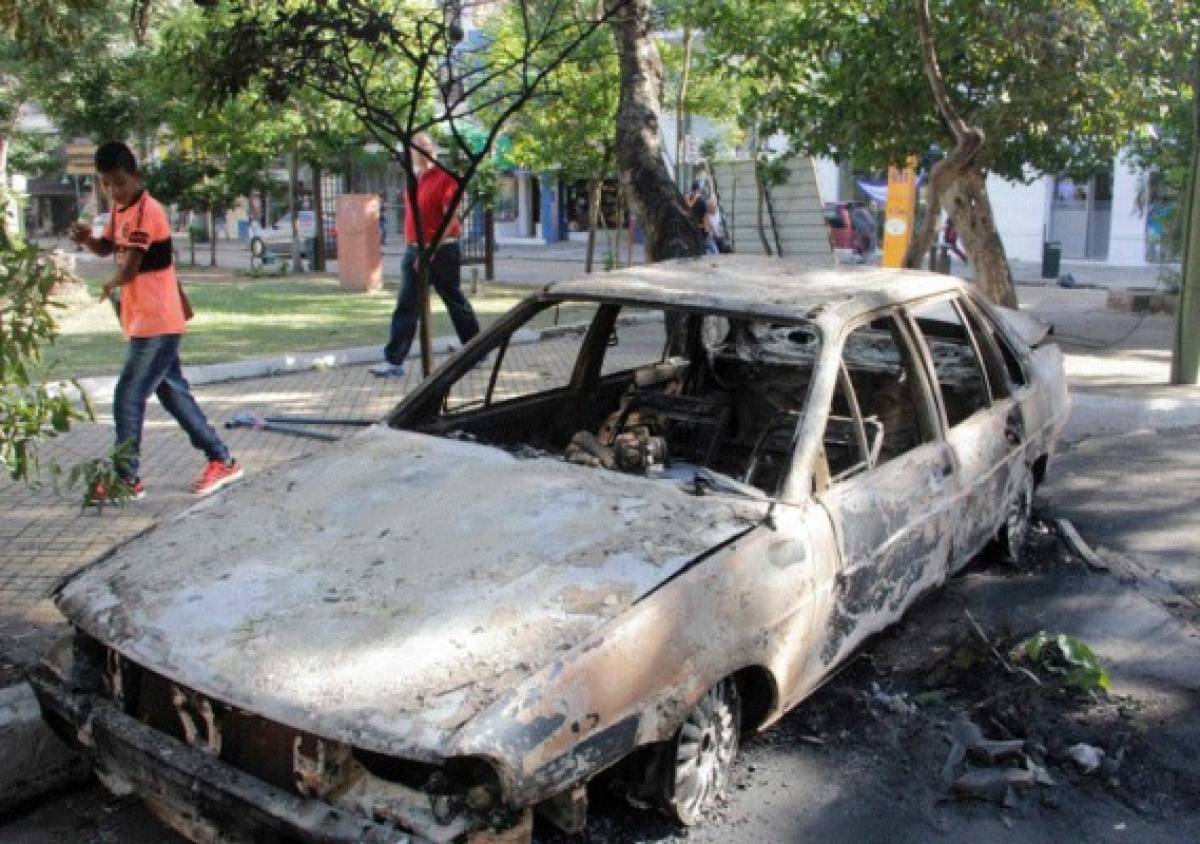 Violencia en Paraguay por reelección deja un muerto y treintena de heridos