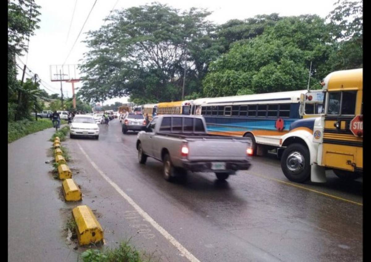 Imágenes del paro de transporte nacional de este martes