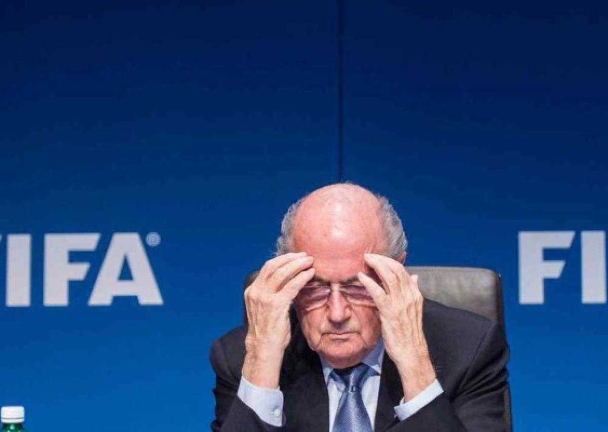 Imperio caído de Joseph Blatter cumple un año