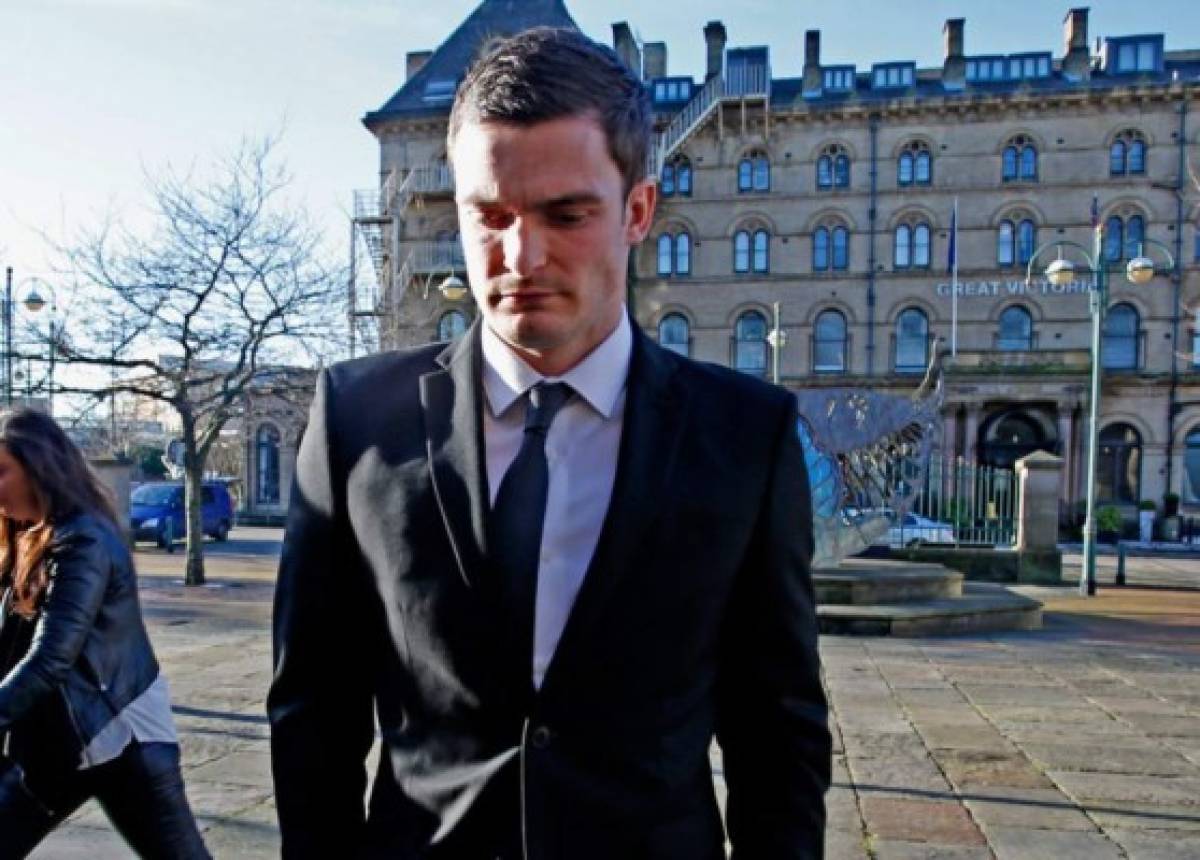 Adam Johnson encara prisión por actividad sexual con menor