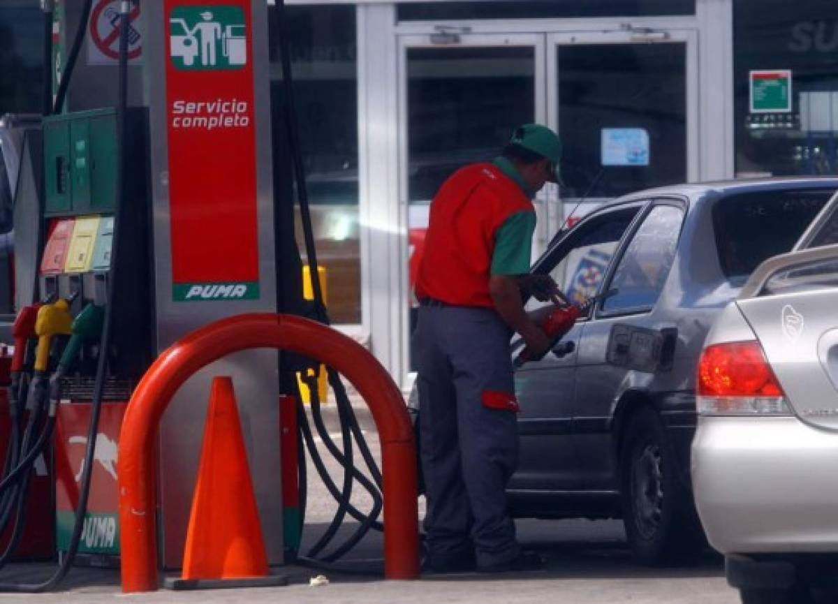 Anuncian aumento al precio de las gasolinas a partir del próximo lunes