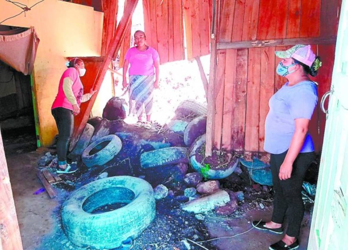 Daños por las lluvias dejan albergadas a más de 60 personas