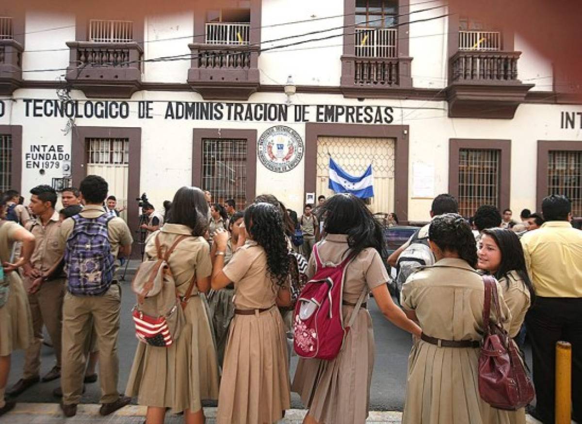 Cambio de hora sigue generando protestas en Honduras