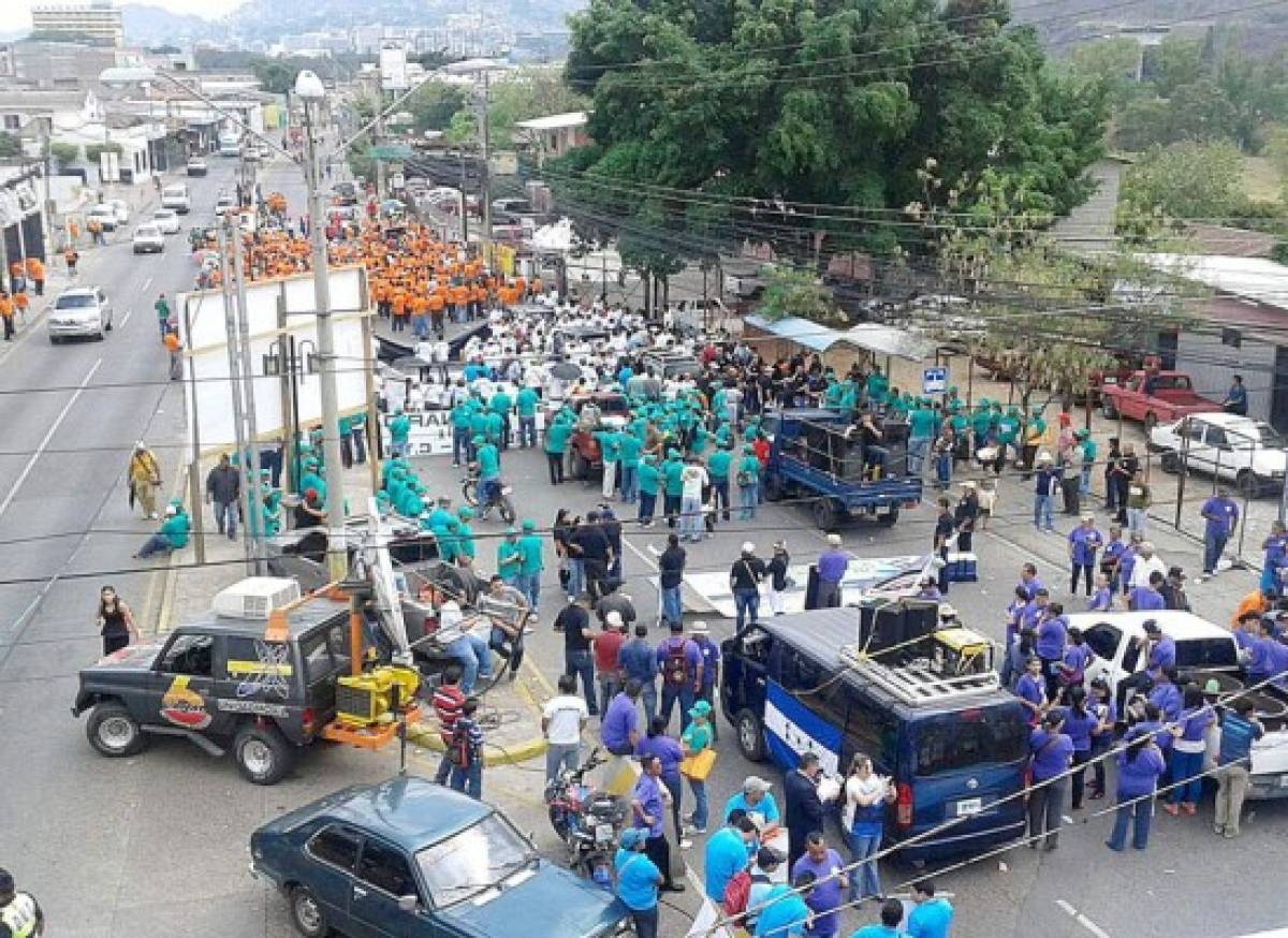 La marcha de los trabajadores hondureños en fotos