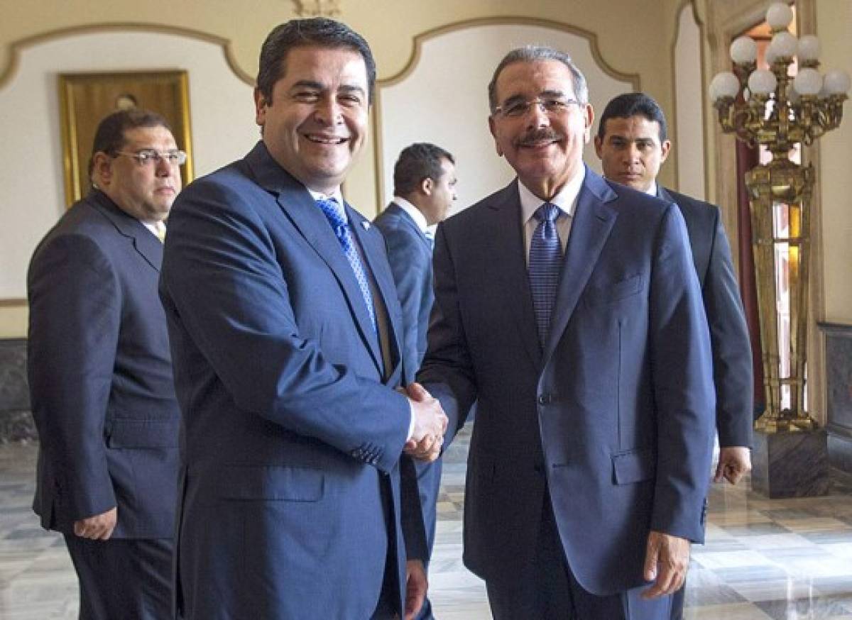 Presidente de Honduras viaja a Dominicana