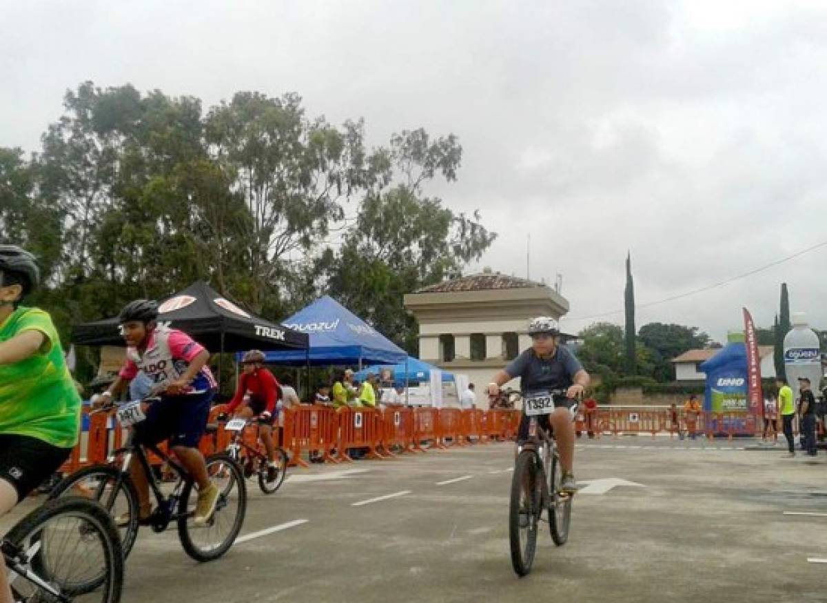 La Segunda Vuelta Ciclística Infantil en fotos