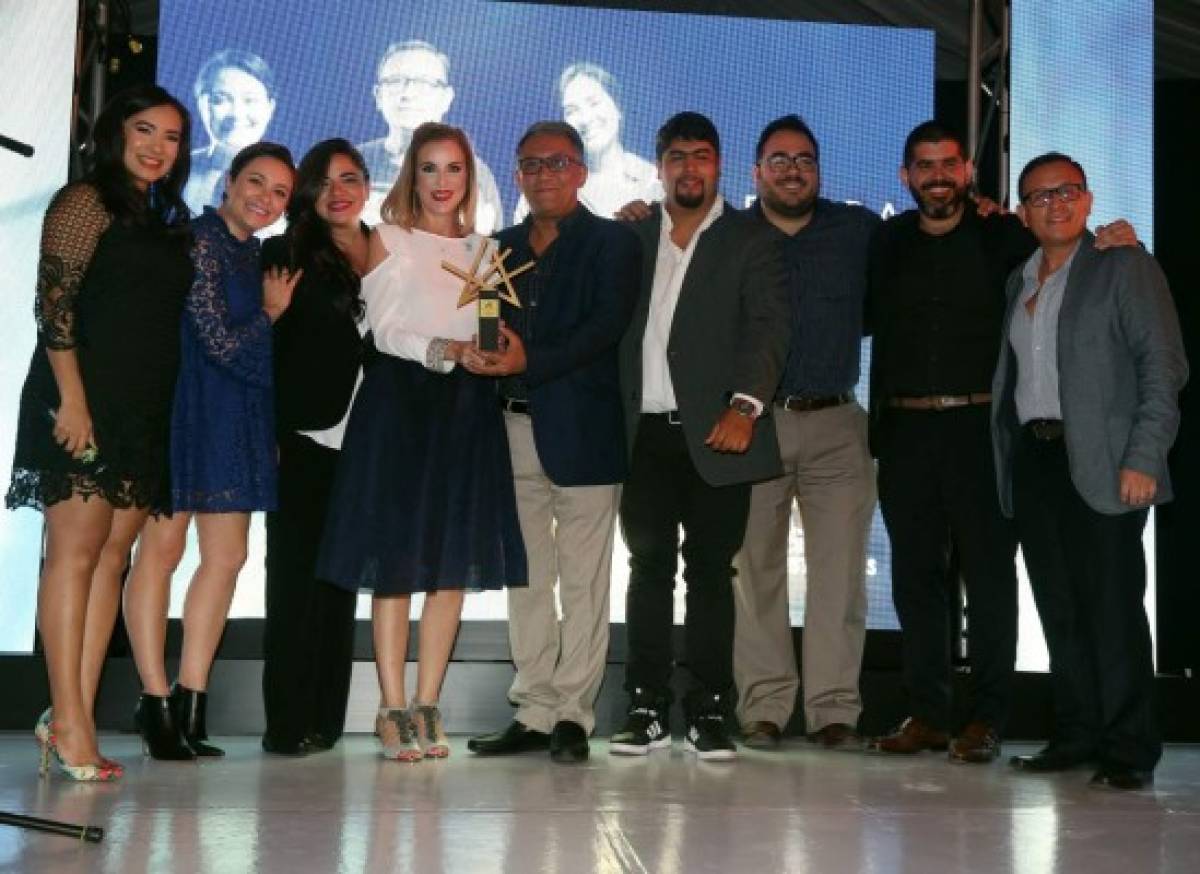 Hondureños reconocidos con el premio 5 estrellas