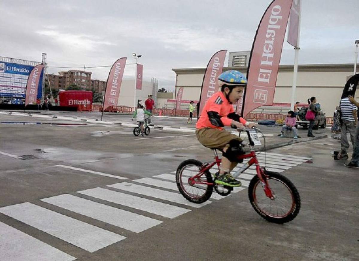 La Segunda Vuelta Ciclística Infantil en fotos