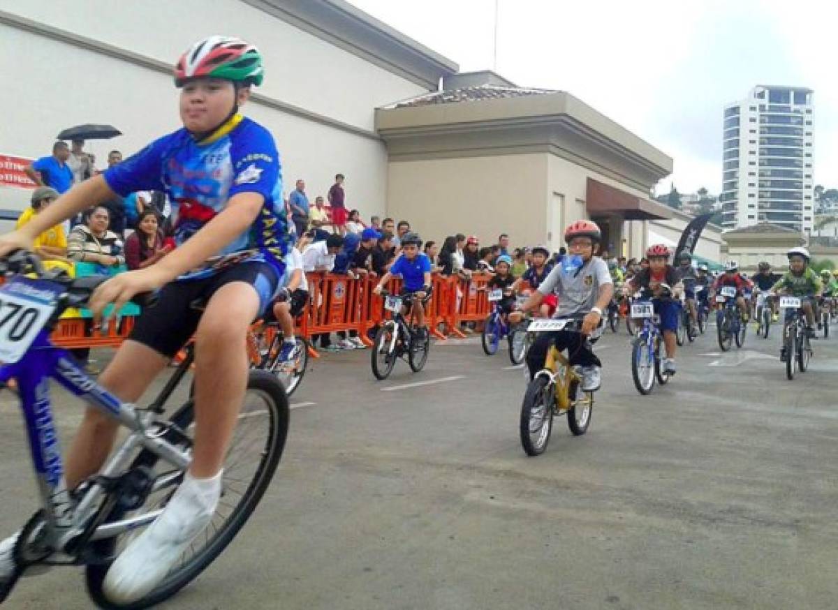 En la Vuelta Ciclística Infantil de EL HERALDO, todos son campeones