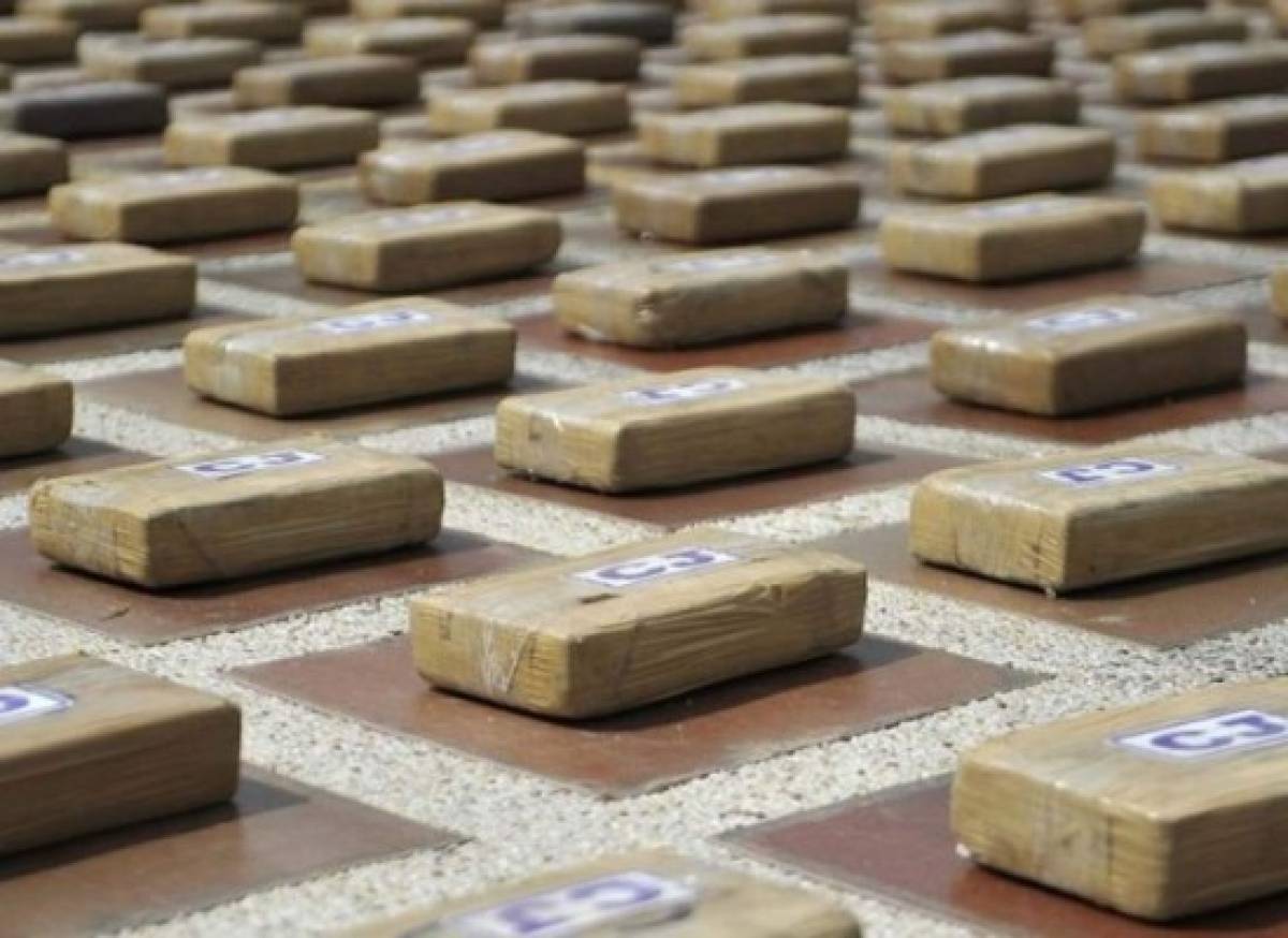 Desmantelan en Italia red que traficaba cocaína con las FARC de Colombia  