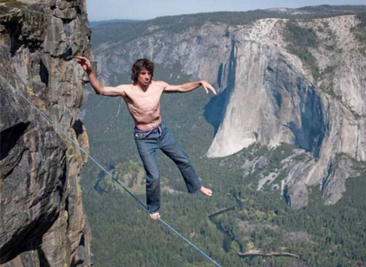 Muere deportista extremo en un salto base en Yosemite