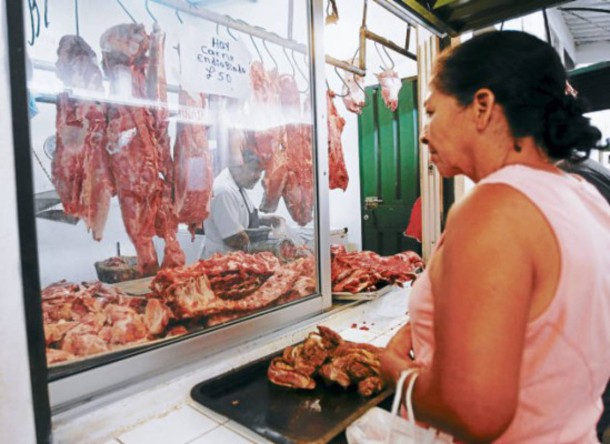 Carnes de res y cerdo subirán un lempira