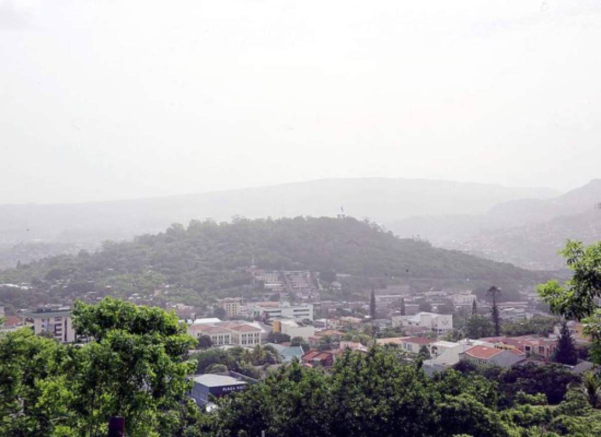 Nube de polvo y arena del desierto del Sahara llega a Honduras