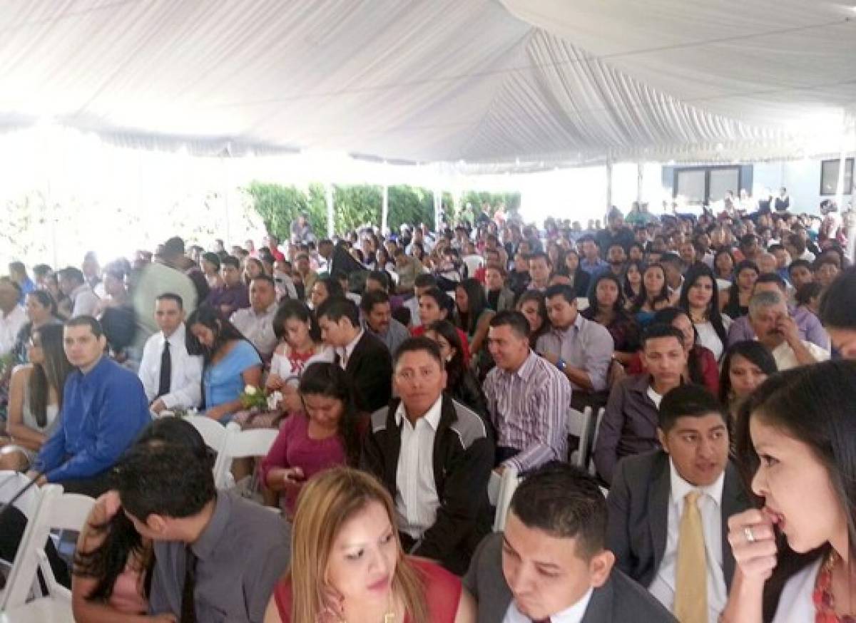 Tegucigalpa: 60 parejas contraen matrimonio