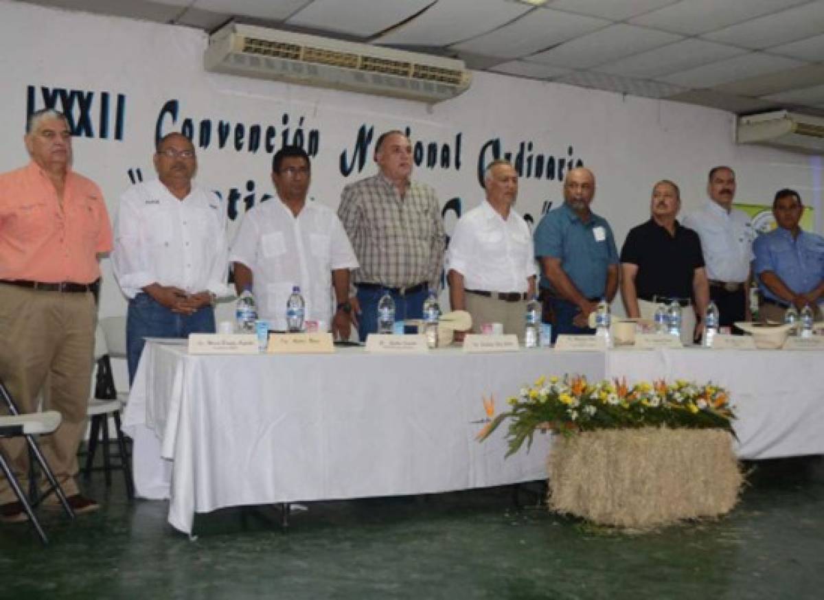 Firman convenios para mejorar la agroindustria