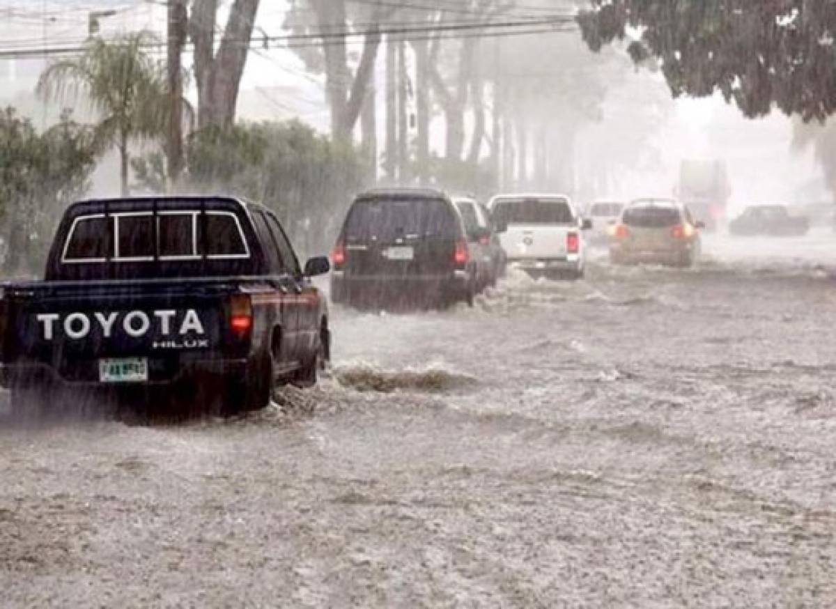 Honduras: Onda tropical avanza rumbo al Mar Caribe y provocará intensas lluvias