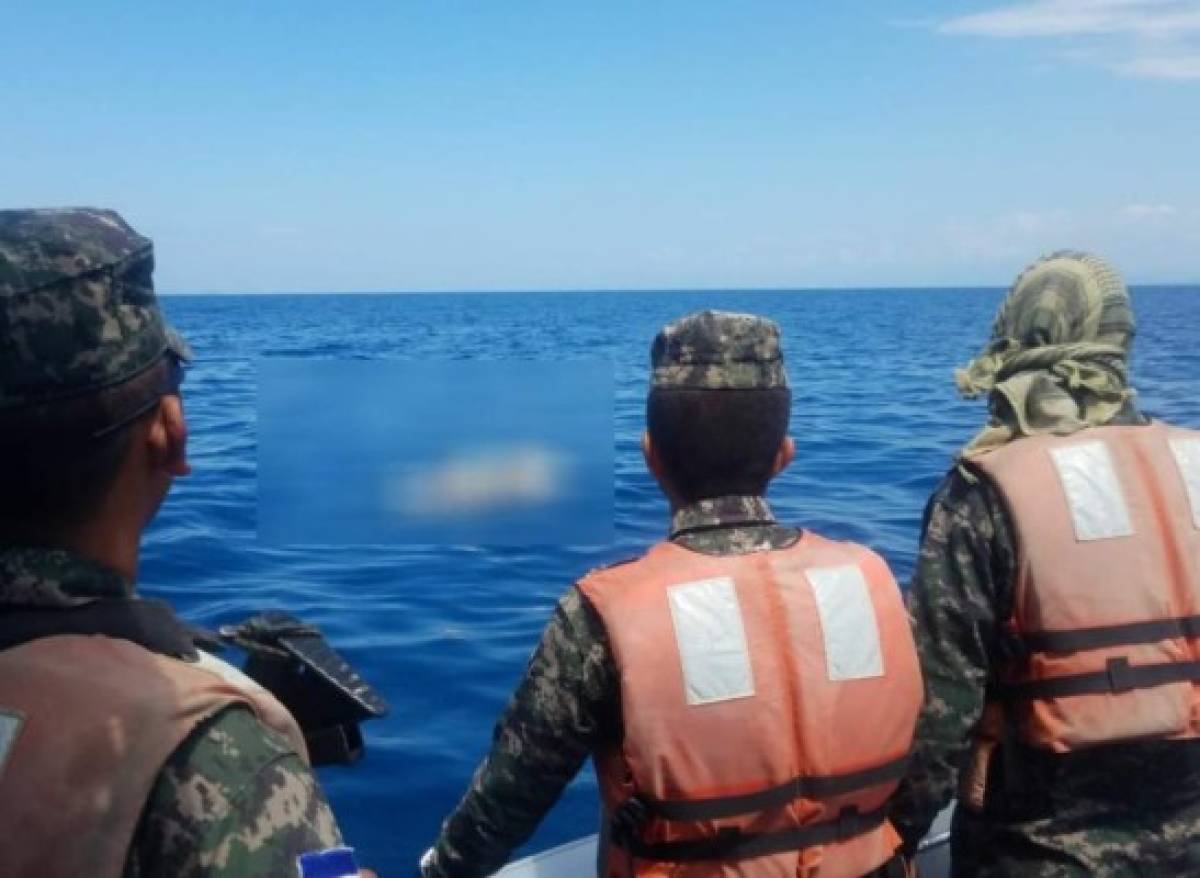 Encuentran cadáver flotando en la playa de La Ceiba