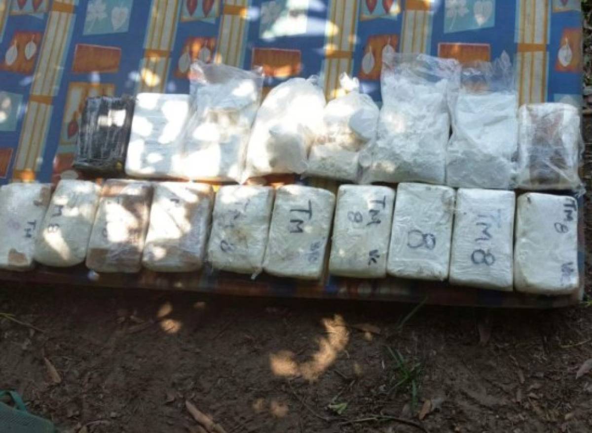 Decomisan 229 paquetes de supuesta droga en Balfate  