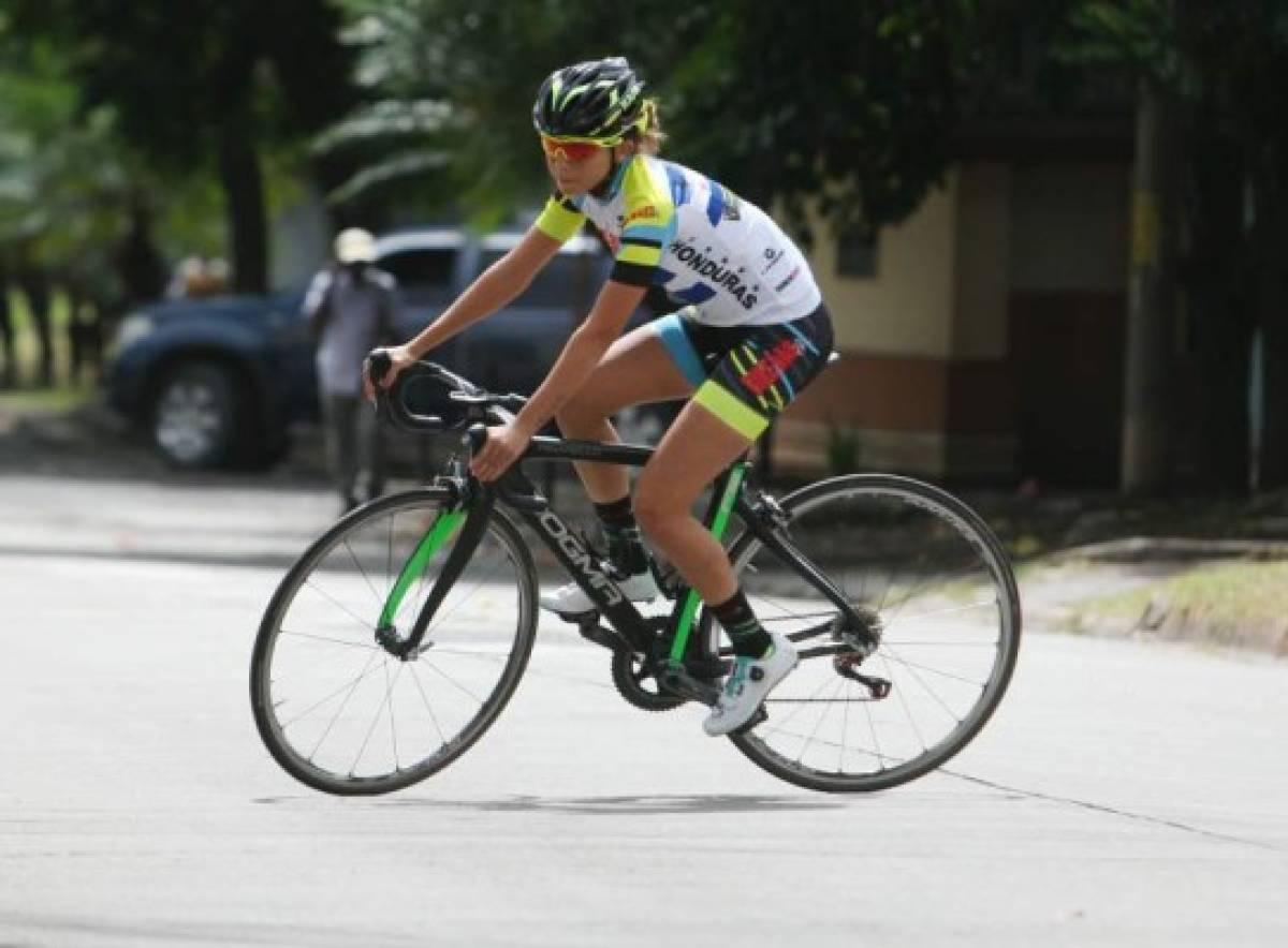 Un torneo Centroamericano de MTB ganó Angie con la Selección Nacional este año.