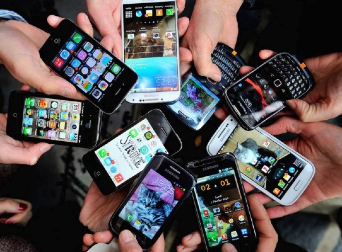 Crece demanda de smartphones