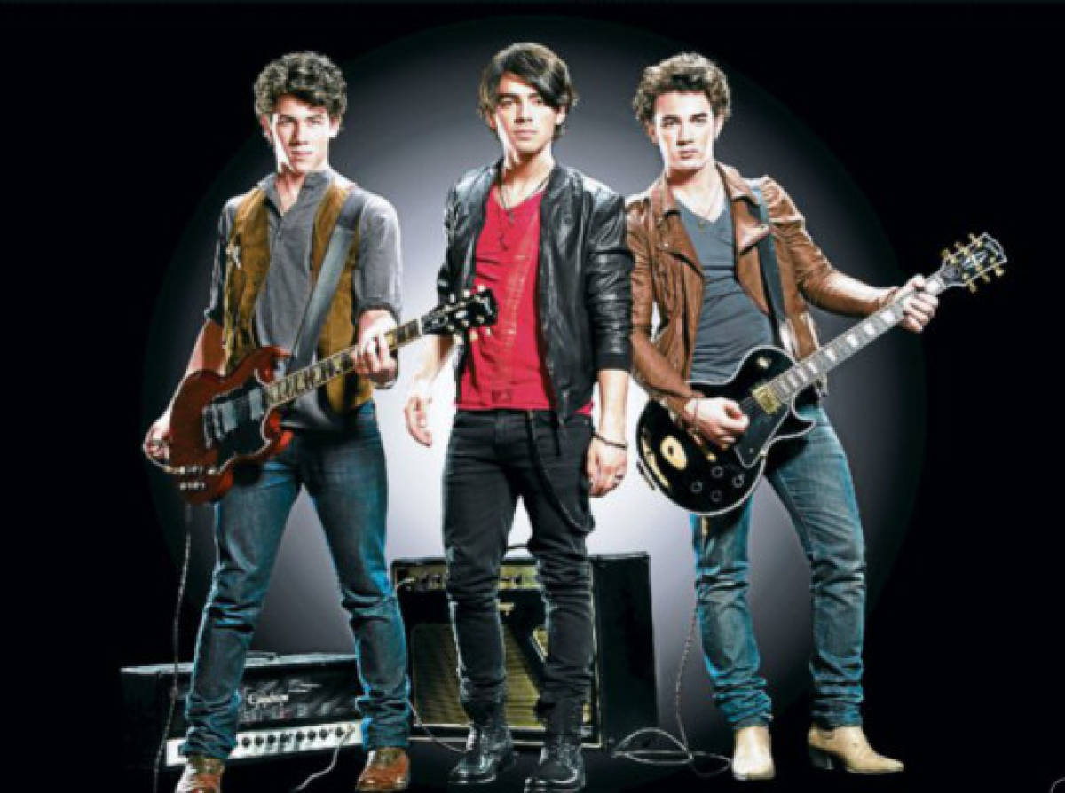 Los Jonas Brothers preparan algo diferente