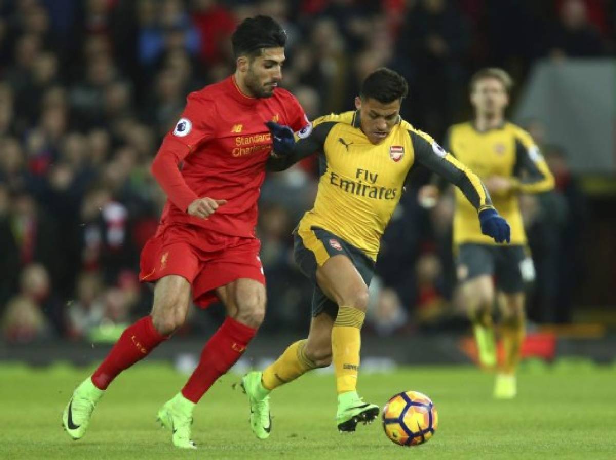 Liverpool venció 3-1 al Arsenal y lo supera en la tabla